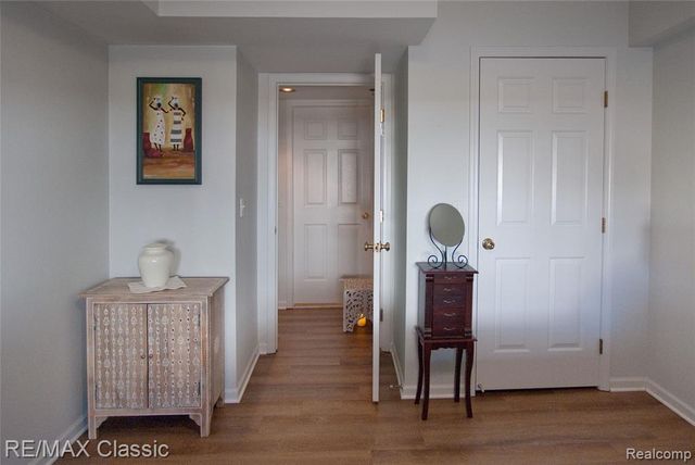 1155 S Lake Drive 57, Novi, MI 48377