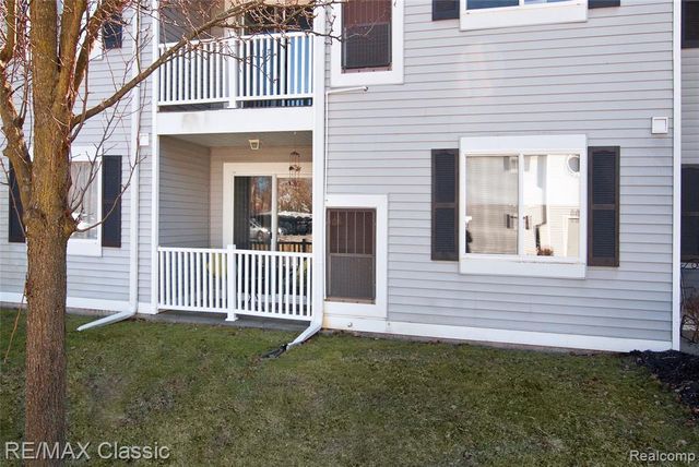 1155 S Lake Drive 57, Novi, MI 48377