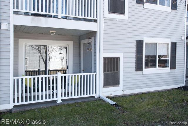 1155 S Lake Drive 57, Novi, MI 48377