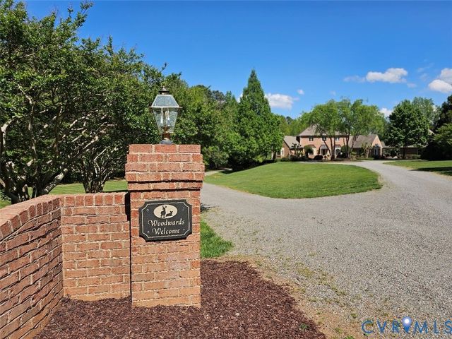 16484 W Crescent Ln, Montpelier, VA 23192