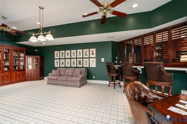 16484 W Crescent Ln, Montpelier, VA 23192