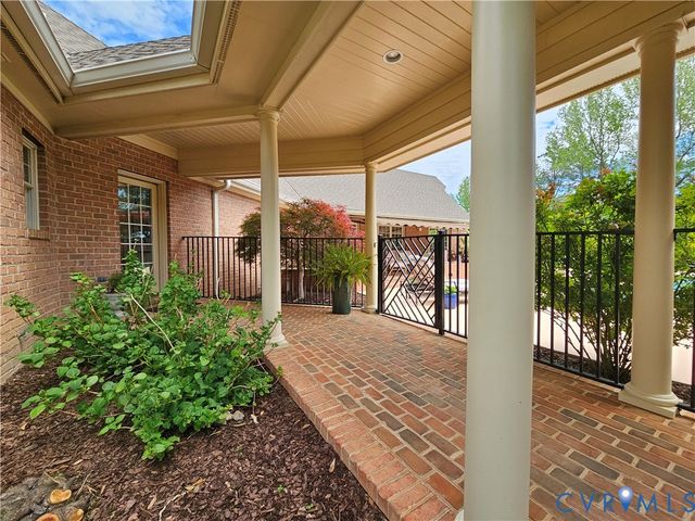 16484 W Crescent Ln, Montpelier, VA 23192