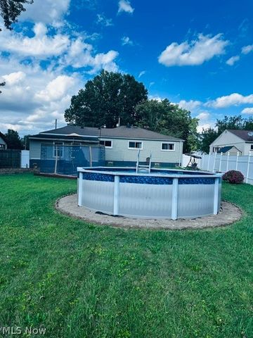 375 Jackson Street, Campbell, OH 44405