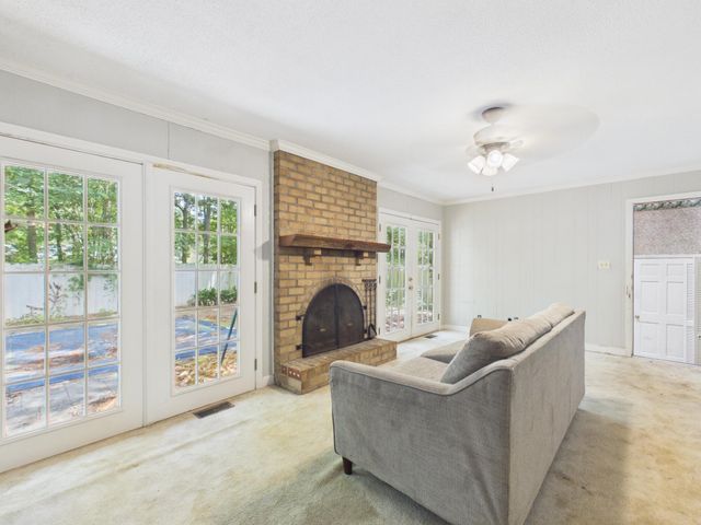 102 Candlewood Court, Summerville, SC 29485