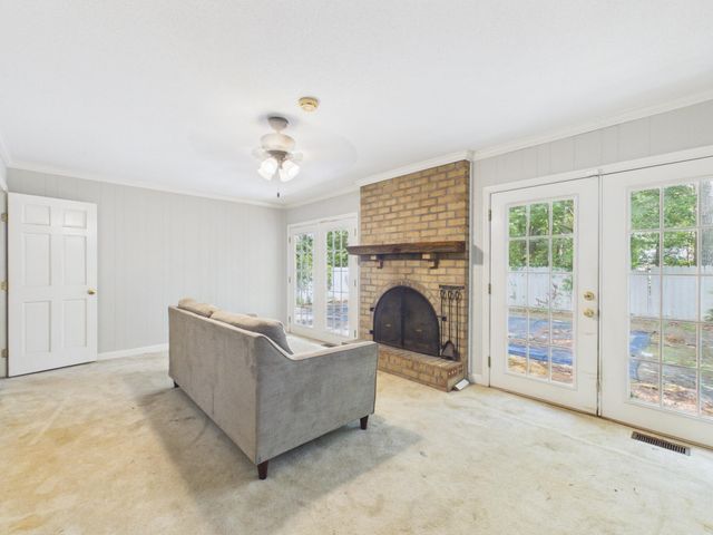102 Candlewood Court, Summerville, SC 29485