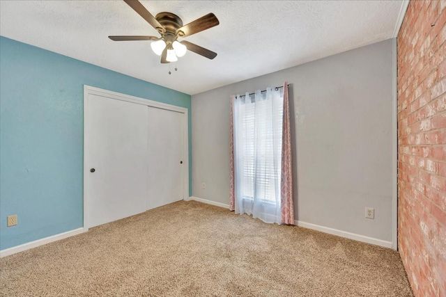 3910 Laura Leigh Drive, Friendswood, TX 77546