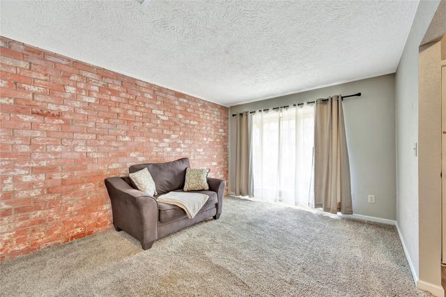 3910 Laura Leigh Drive, Friendswood, TX 77546