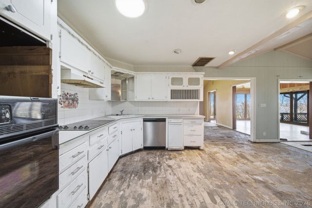 2 Westwind Drive, Sand Springs, OK 74063