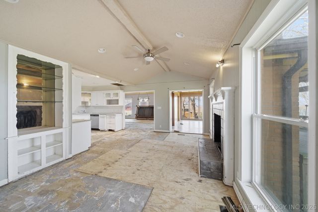 2 Westwind Drive, Sand Springs, OK 74063