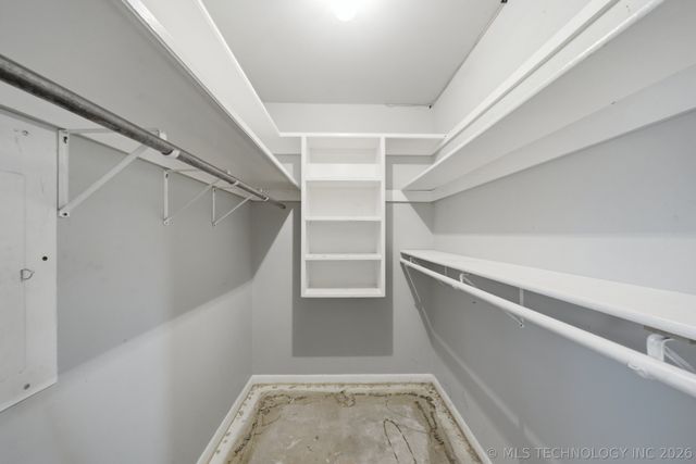 2 Westwind Drive, Sand Springs, OK 74063