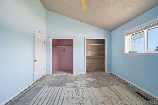 2 Westwind Drive, Sand Springs, OK 74063