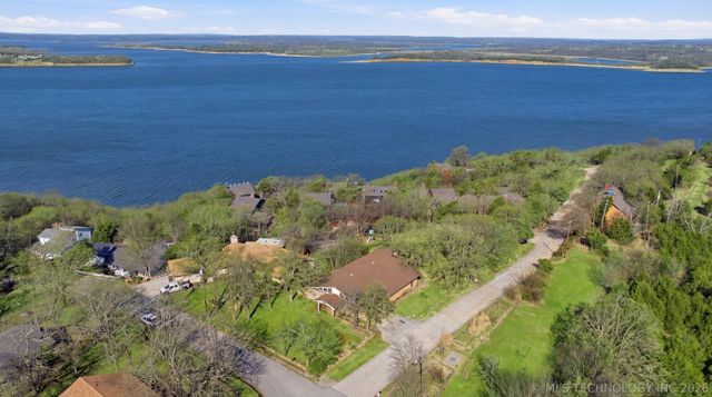 2 Westwind Drive, Sand Springs, OK 74063