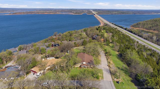 2 Westwind Drive, Sand Springs, OK 74063