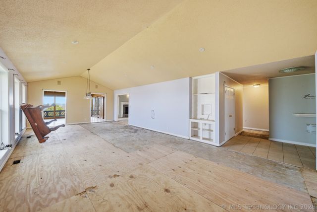 2 Westwind Drive, Sand Springs, OK 74063