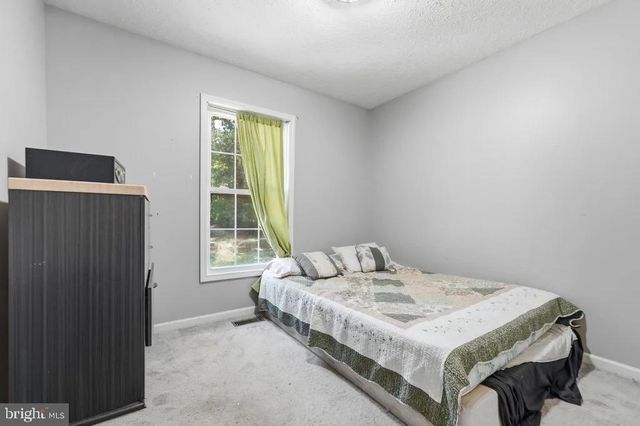 754 S BLUEWATER BLVD, Mineral, VA 23117