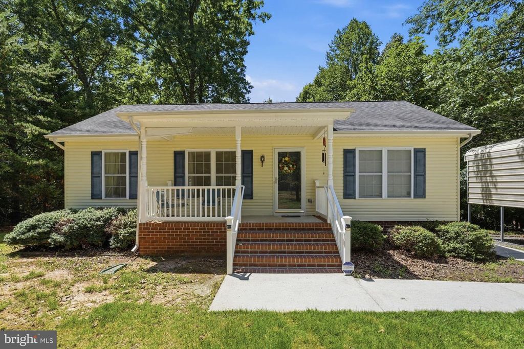 754 S BLUEWATER BLVD, Mineral, VA 23117