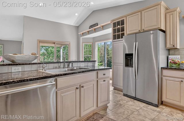 59360 Foxpointe Lane, Lyon Charter Township, MI 48178