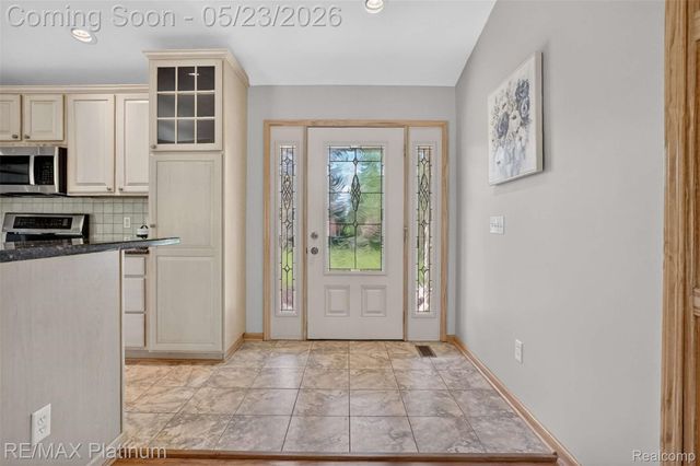 59360 Foxpointe Lane, Lyon Charter Township, MI 48178