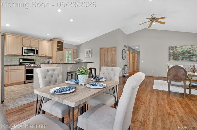 59360 Foxpointe Lane, Lyon Charter Township, MI 48178