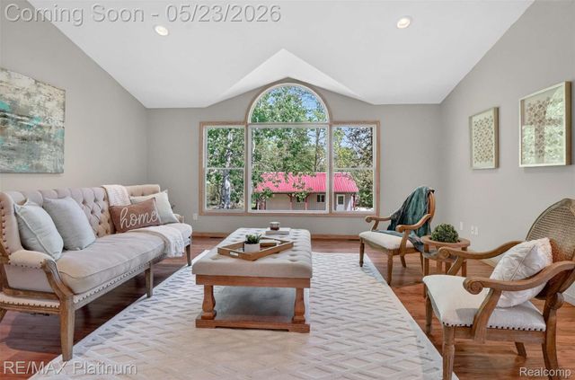 59360 Foxpointe Lane, Lyon Charter Township, MI 48178