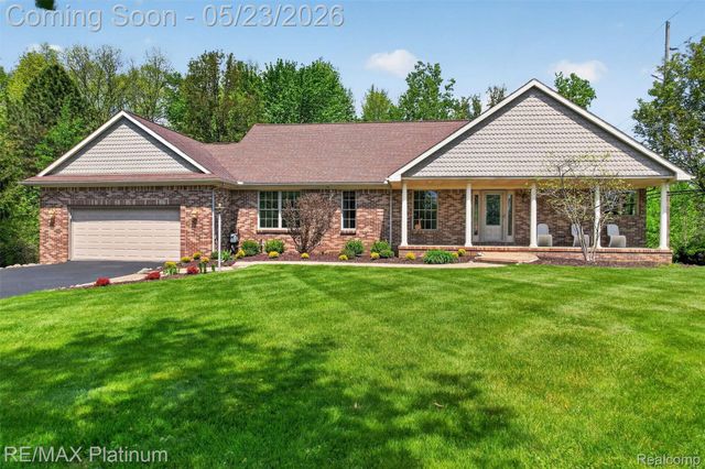 59360 Foxpointe Lane, Lyon Charter Township, MI 48178