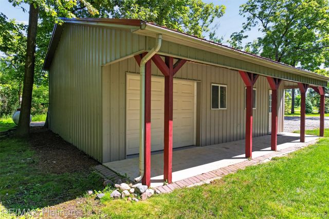 59360 Foxpointe Lane, Lyon Charter Township, MI 48178