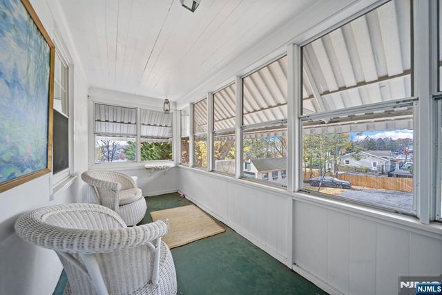 70 Highland Avenue, Midland Park, NJ 07432