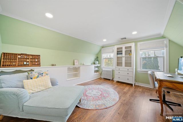 70 Highland Avenue, Midland Park, NJ 07432