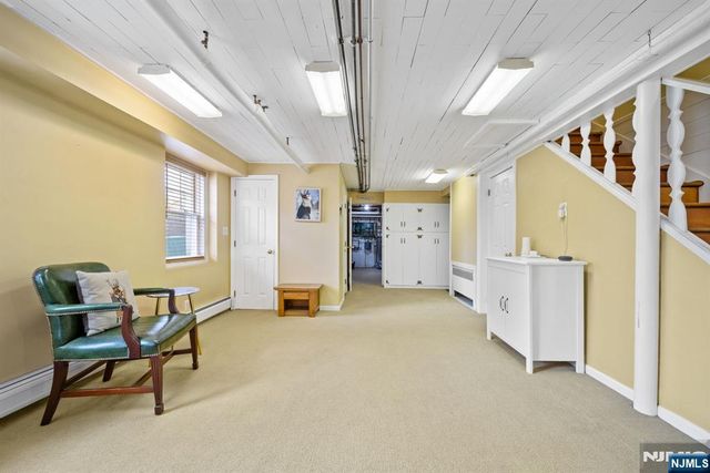 70 Highland Avenue, Midland Park, NJ 07432