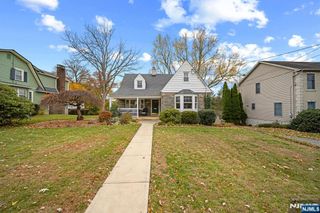 70 Highland Avenue, Midland Park, NJ 07432