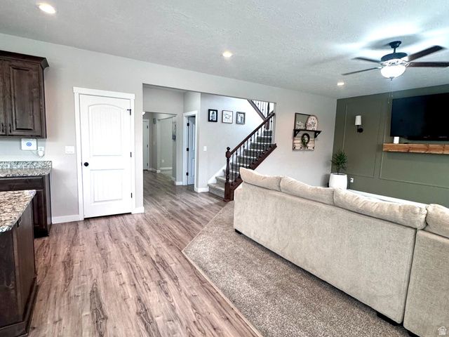 1496 W 2000 S, Syracuse, UT 84075