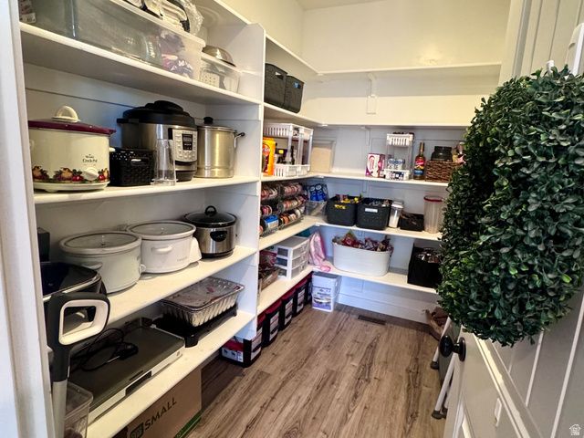 1496 W 2000 S, Syracuse, UT 84075