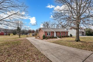 50 West Dr, Clarksville, TN 37040