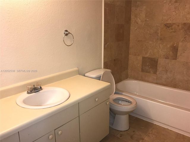 663 Vista Isles Drive 1715, Sunrise, FL 33325