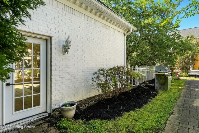 11318 Bodley Dr, Louisville, KY 40223
