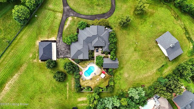 11318 Bodley Dr, Louisville, KY 40223