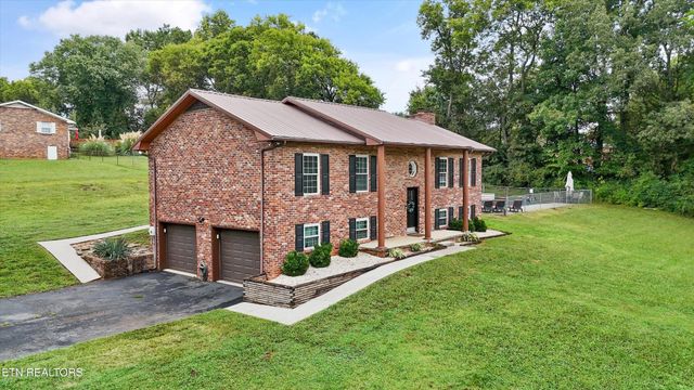 100 Foster Drive, Lenoir City, TN 37772