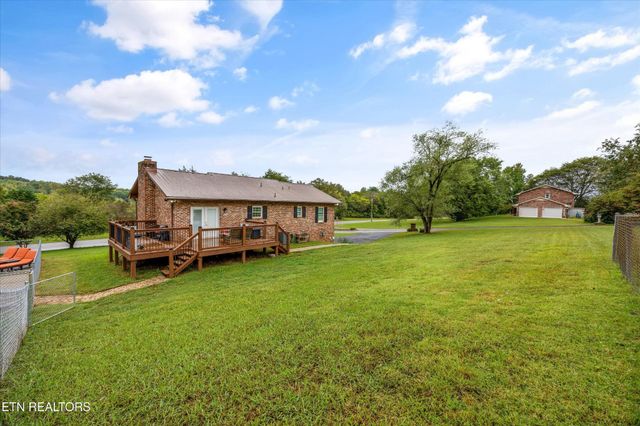 100 Foster Drive, Lenoir City, TN 37772