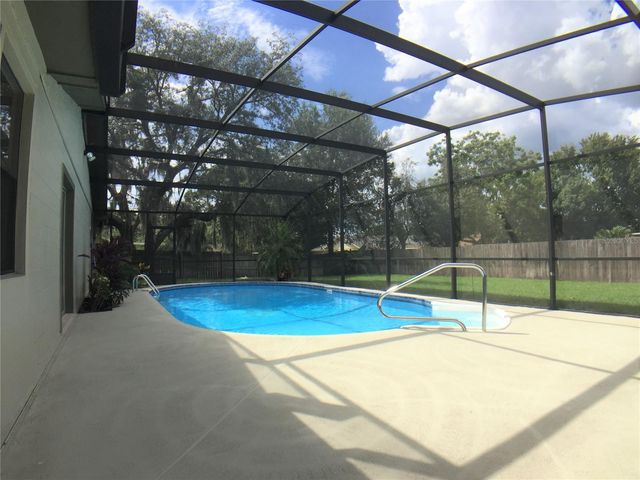 1927 E LAKE DRIVE, Casselberry, FL 32707