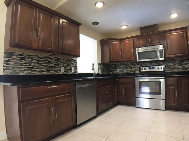 1927 E LAKE DRIVE, Casselberry, FL 32707