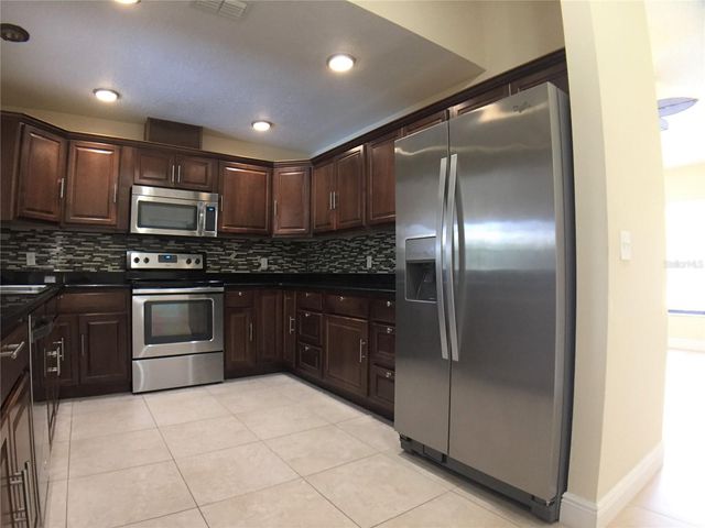 1927 E LAKE DRIVE, Casselberry, FL 32707
