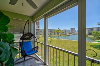 2851 Leonard Dr J210, Aventura, FL 33160