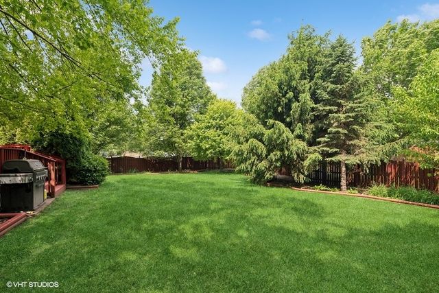 2746 Middleton Court, Aurora, IL 60503