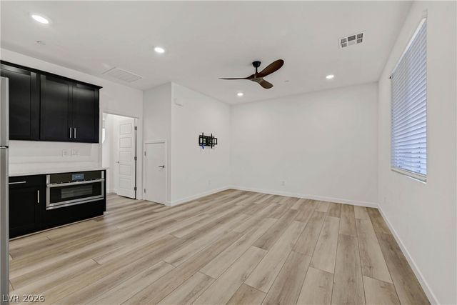128 Quinn Villa Avenue, Henderson, NV 89011