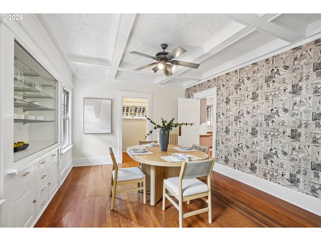 2333 Ne 37TH Ave, Portland, OR 97212