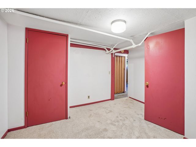 2333 Ne 37TH Ave, Portland, OR 97212