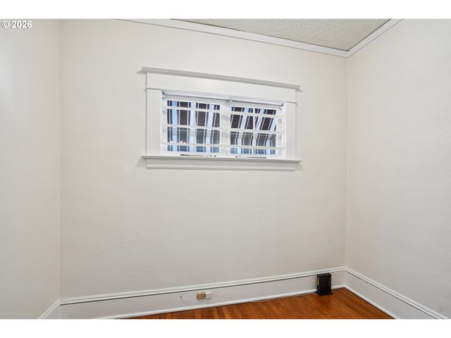 2333 Ne 37TH Ave, Portland, OR 97212