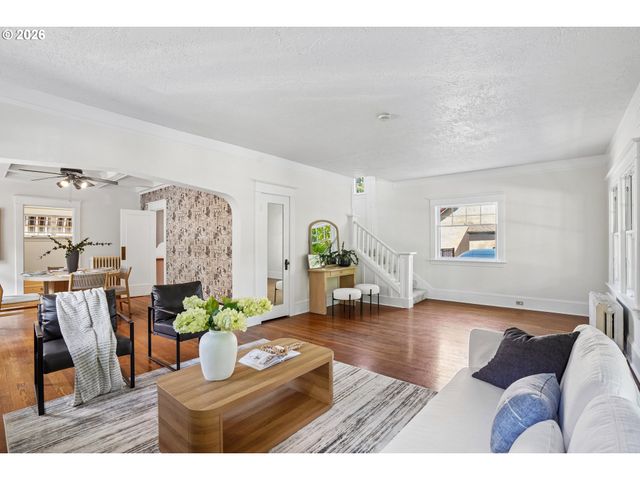 2333 Ne 37TH Ave, Portland, OR 97212