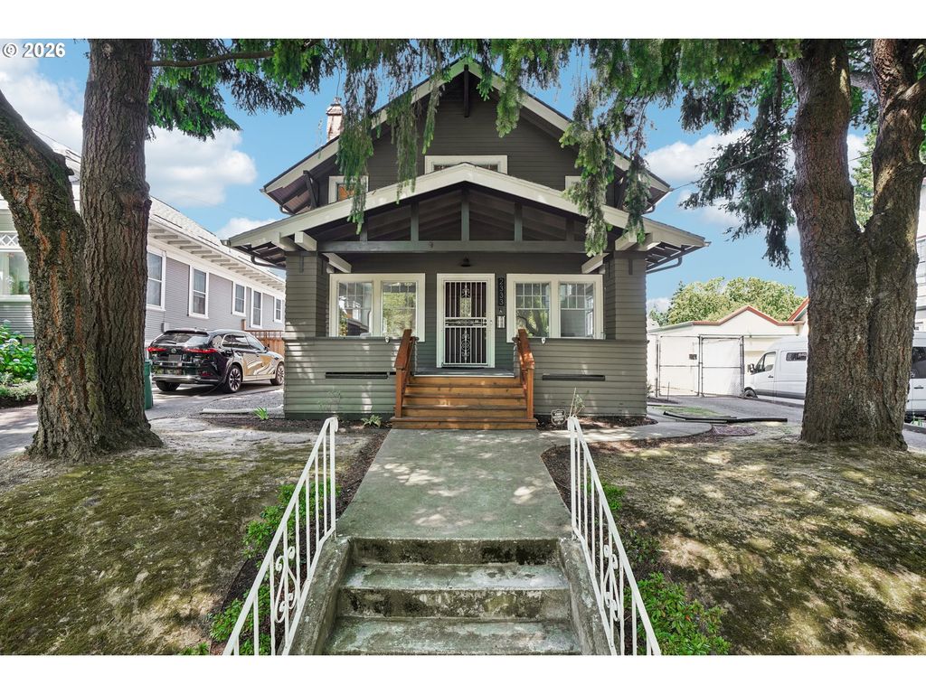 2333 Ne 37TH Ave, Portland, OR 97212
