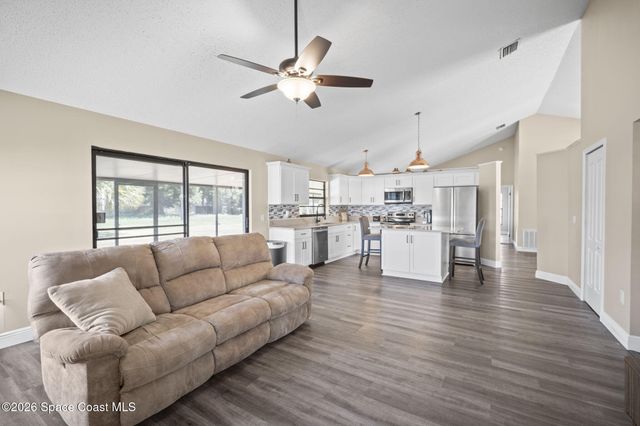 894 Jamestown Drive, Rockledge, FL 32955